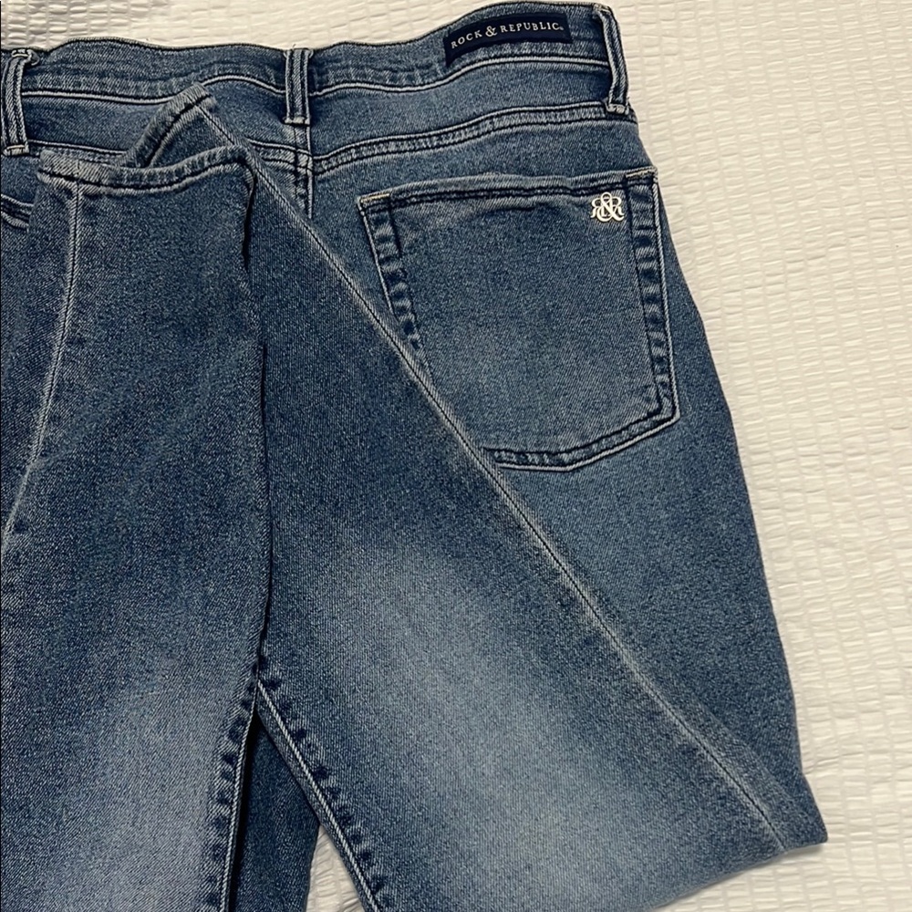 Rock & Republic Women's Blue Jeans. 12 M